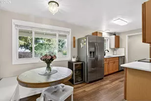 242 NW Ione St, Dundee, OR 97115 - Photo 13