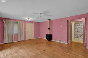 11406 E Mapleton Rd, Mapleton, OR 97453 - Photo 7