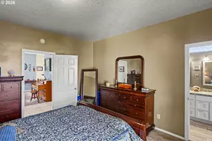 860 N 2nd St, Silverton, OR 97381 - Photo 19