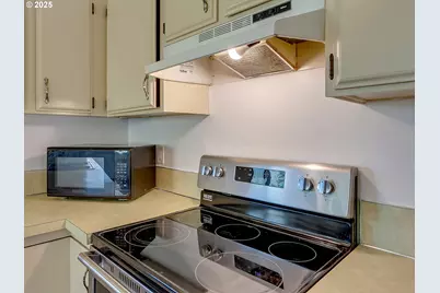 22805 SW Highland Dr, Sherwood, OR 97140 - Photo 21