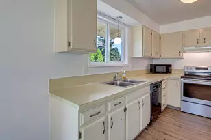 22805 SW Highland Dr, Sherwood, OR 97140 - Photo 15