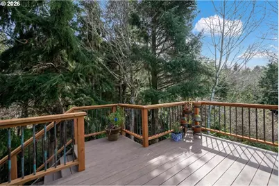 1055 Phelps St, Tillamook, OR 97141 - Photo 31