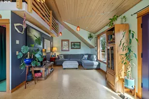 1055 Phelps St, Tillamook, OR 97141 - Photo 25