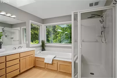 10565 SW Cormorant Dr, Beaverton, OR 97007 - Photo 27