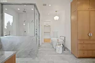 2988 Lakeview Blvd, Lake Oswego, OR 97035 - Photo 31