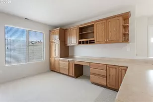 1627 NE 65th Ave, Hillsboro, OR 97124 - Photo 19