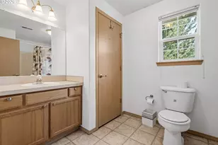 815 N Alexandra Dr, Newberg, OR 97132 - Photo 21