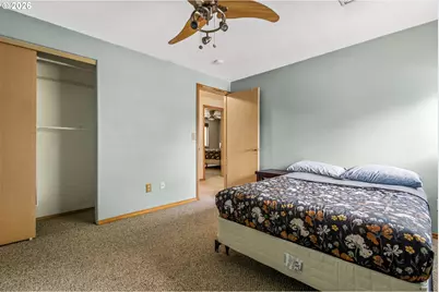 815 N Alexandra Dr, Newberg, OR 97132 - Photo 19