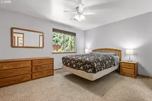 815 N Alexandra Dr, Newberg, OR 97132 - Photo 15