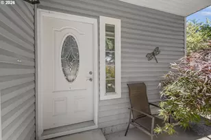 815 N Alexandra Dr, Newberg, OR 97132 - Photo 5