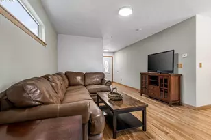 815 N Alexandra Dr, Newberg, OR 97132 - Photo 9
