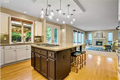 11450 SW Jackie Ct, Portland, OR 97224 - Photo 9