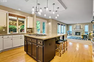 11450 SW Jackie Ct, Portland, OR 97224 - Photo 9