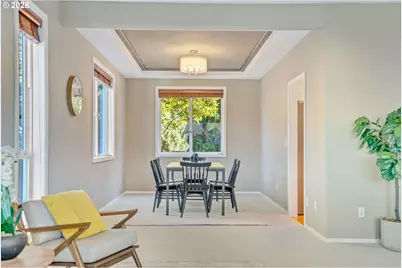 11450 SW Jackie Ct, Portland, OR 97224 - Photo 7