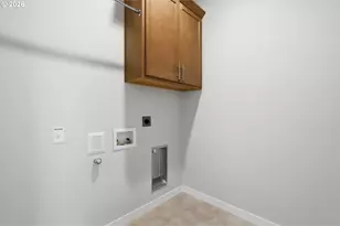 630 E Fourth St, Yamhill, OR 97148 - Photo 17