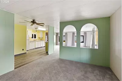 21100 NE Sandy Blvd #83, Fairview, OR 97024 - Photo 13