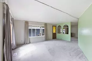 21100 NE Sandy Blvd, Fairview, OR 97024 - Photo 7
