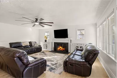 116 S 4th Ave, Ridgefield, WA 98642 - Photo 5