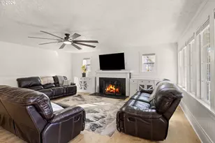116 S 4th Ave, Ridgefield, WA 98642 - Photo 5