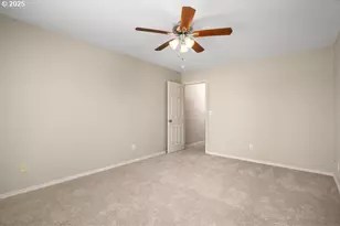 1112 SE Alika Ave, Hillsboro, OR 97123 - Photo 17