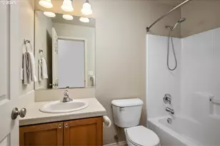 1112 SE Alika Ave, Hillsboro, OR 97123 - Photo 29