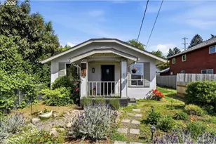 1023 B St, Washougal, WA 98671 - Photo 3