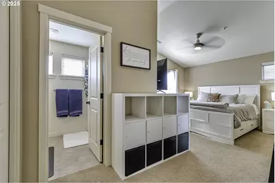 7959 NE Rockne Way, Hillsboro, OR 97006 - Photo 21