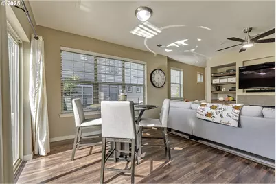 7959 NE Rockne Way, Hillsboro, OR 97006 - Photo 9