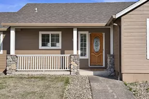 963 Hazelnut Ln, Springfield, OR 97478 - Photo 5