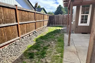 963 Hazelnut Ln, Springfield, OR 97478 - Photo 35