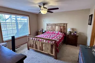963 Hazelnut Ln, Springfield, OR 97478 - Photo 17