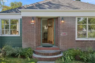 7920 SE Hawthorne Blvd, Portland, OR 97215 - Photo 5