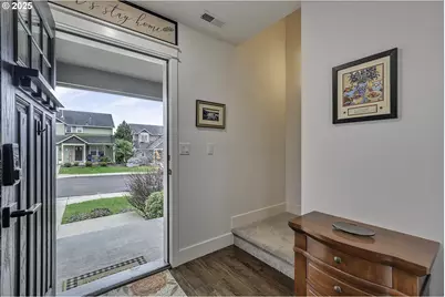 1028 E 16th St, Lafayette, OR 97127 - Photo 3