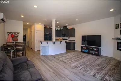 822 S 22nd Ave, Cornelius, OR 97113 - Photo 21