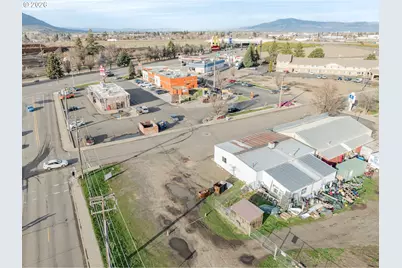 2304 E R Ave, La Grande, OR 97850 - Photo 27