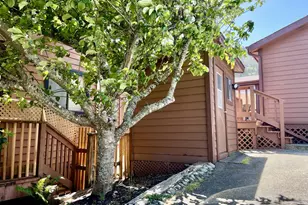 19921 Whaleshead Rd, Brookings, OR 97415 - Photo 9