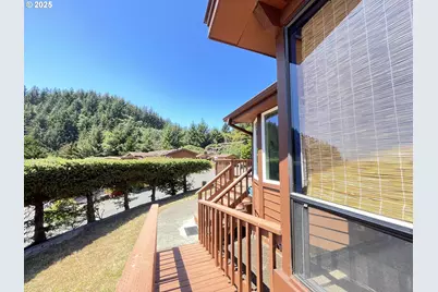 19921 Whaleshead Rd #I 3, Brookings, OR 97415 - Photo 3