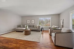 11445 SW Woodlee Heights Ct, Portland, OR 97219 - Photo 9