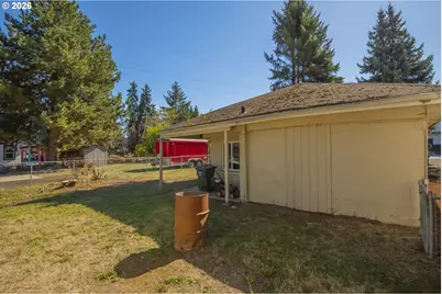 7287 SE Johnson St, Hillsboro, OR 97123 - Photo 5
