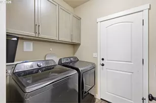 425 N Hyland Ln, Lowell, OR 97452 - Photo 25