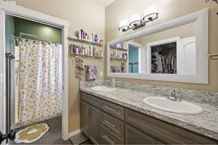 425 N Hyland Ln, Lowell, OR 97452 - Photo 23