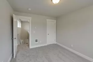 1018 NE Regan Hill Loop, Estacada, OR 97023 - Photo 23