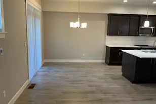 1018 NE Regan Hill Loop, Estacada, OR 97023 - Photo 5