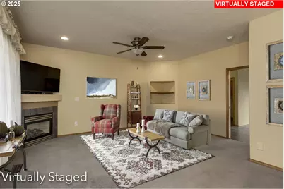 2390 NW Grenfell Loop, McMinnville, OR 97128 - Photo 5