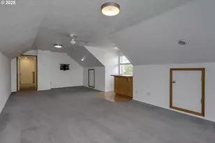 2390 NW Grenfell Loop, McMinnville, OR 97128 - Photo 19