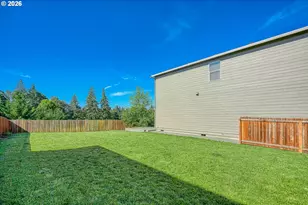 1724 W 12th St, La Center, WA 98629 - Photo 5