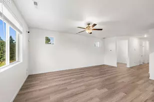 1724 W 12th St, La Center, WA 98629 - Photo 15