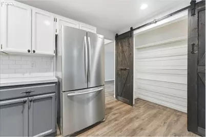 10704 NE 90th St, Vancouver, WA 98662 - Photo 17