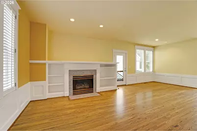 1715 NW 25th Ave, Portland, OR 97210 - Photo 3