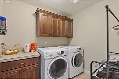 3096 NW Parkhurst Ter, Portland, OR 97229 - Photo 35